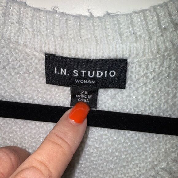 I N STUDIO BRAND WOMENS PLUS SIZE SWEATER - Picture 3 of 4